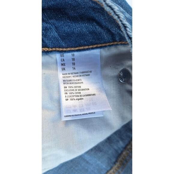 American Eagle Tomgirl Shortie Denim Jean Shorts Blue Distressed Fray Hem Sz. 10 - Picture 5 of 9